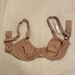 Brand New Skims No Show Unlined Demi Bra 34C Sienna